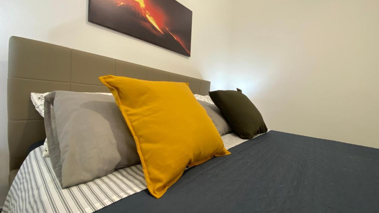 Miracle Apartment Catania Ngoại thất bức ảnh